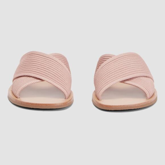Everlane Try-On: 7 Styles of Sandals & Shoes - Welcome Objects Everlane Day Crossover Sandal Pink Tan Knit Slide Sandals Size 7